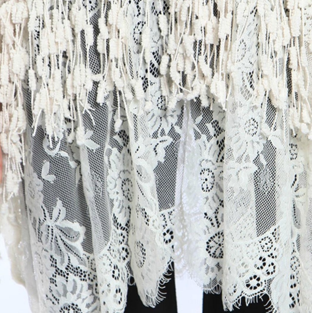RYI Crochet Lace Poncho - Picture 4 of 4